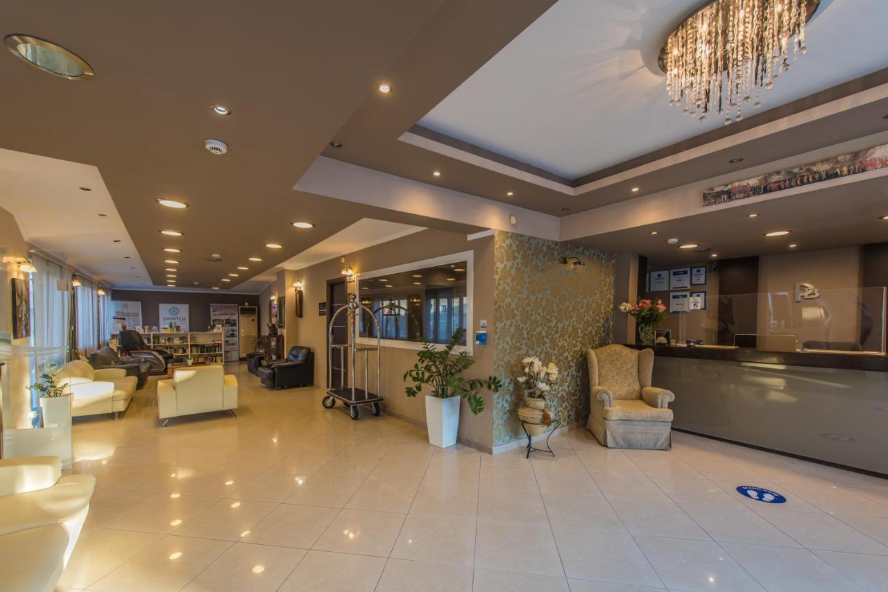 Planos Beach Hotel Extérieur photo