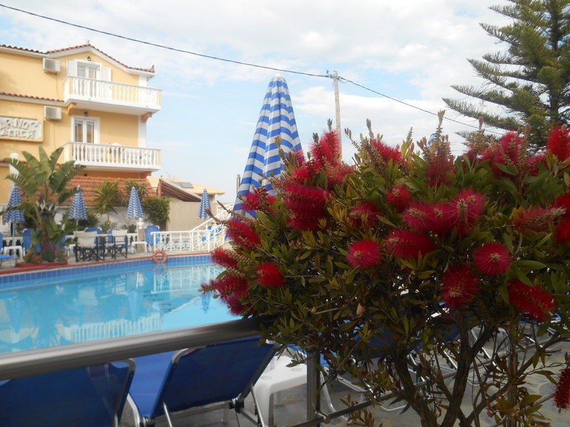 Planos Beach Hotel Extérieur photo